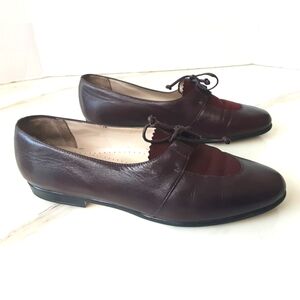 TROTTERS Amy Wine Leather | Suede Bow Tie Loafers Sz 8.5
